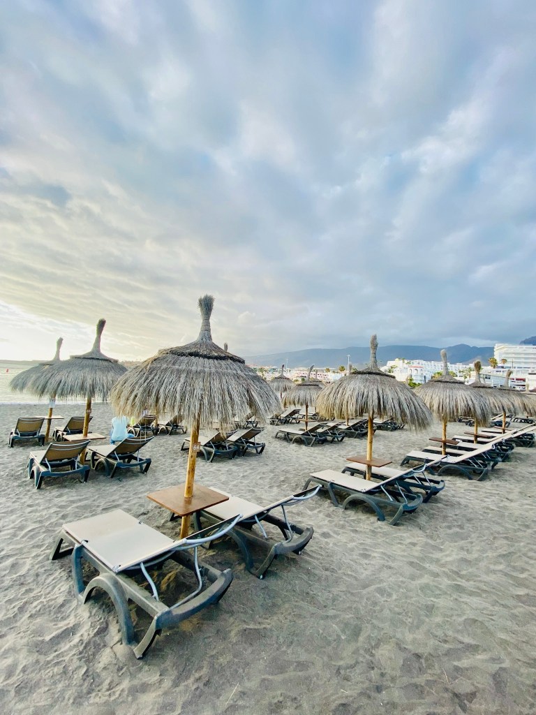 insula eternei primăveri