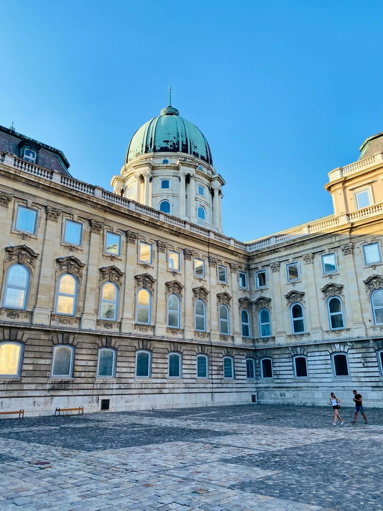 7 motive pentru care te vei îndrăgosti de Budapesta