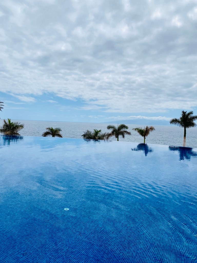 insula eternei primăveri