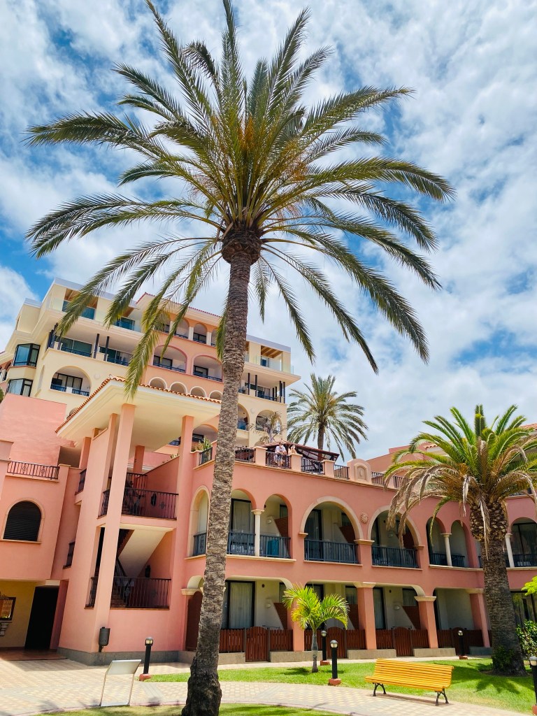 insula eternei primăveri