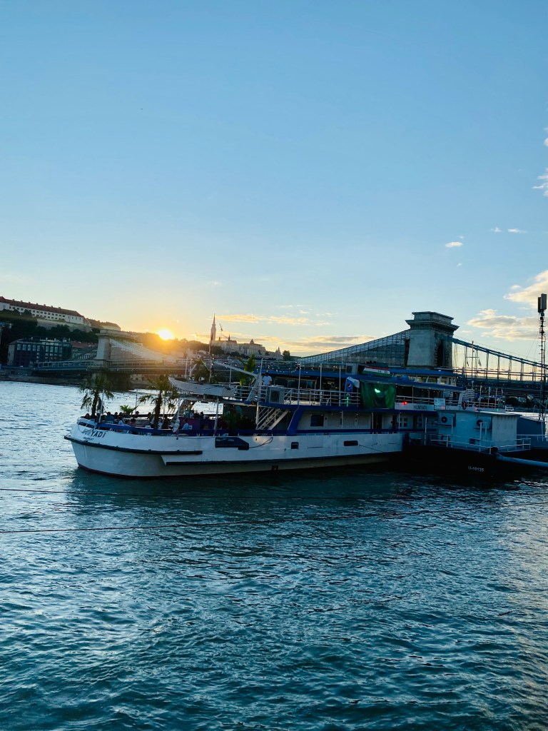 7 motive pentru care te vei îndrăgosti de Budapesta