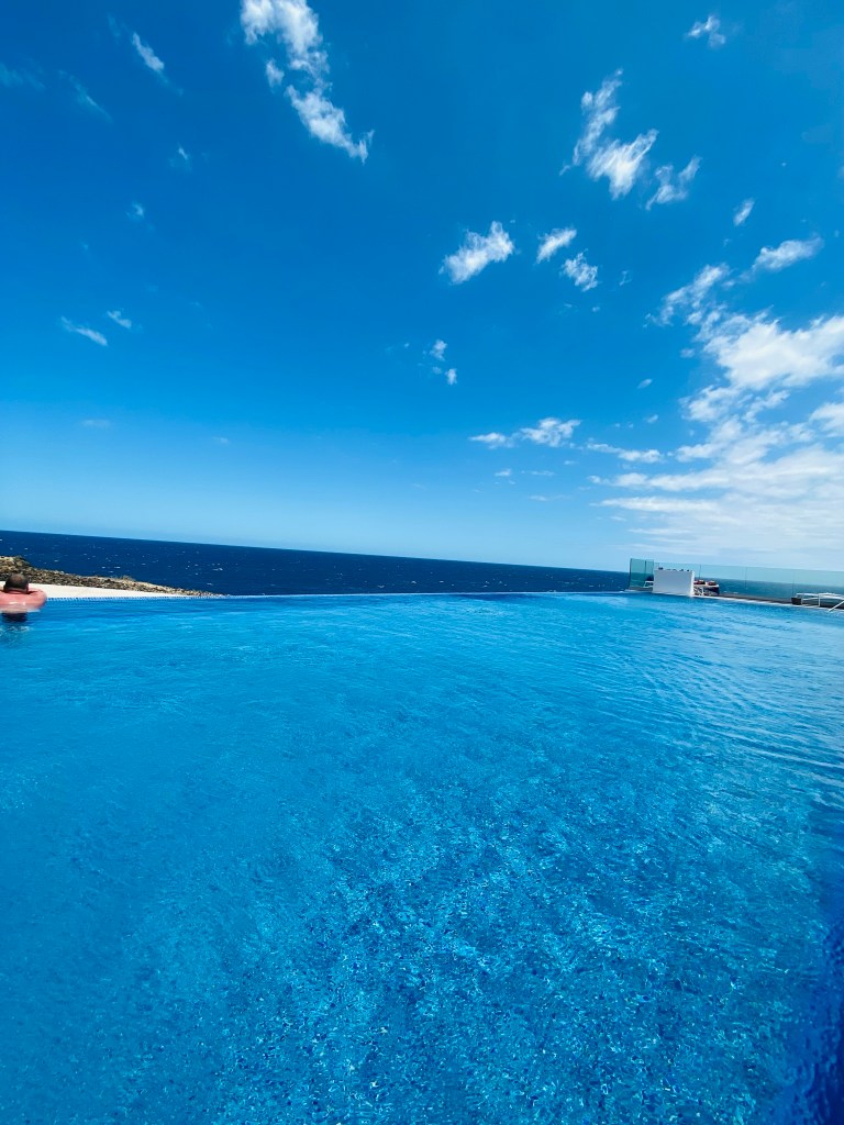 insula eternei primăveri