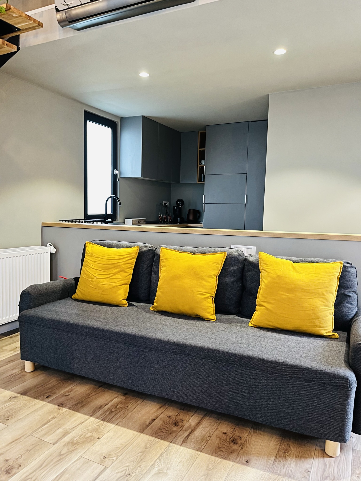 moon village comarnic