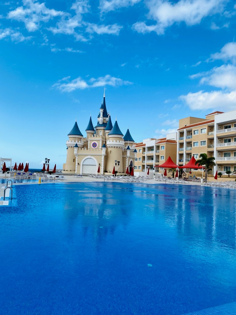 insula eternei primăveri